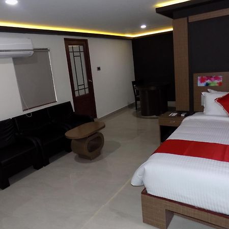 Hotel A J Park Alappuzha Zewnętrze zdjęcie