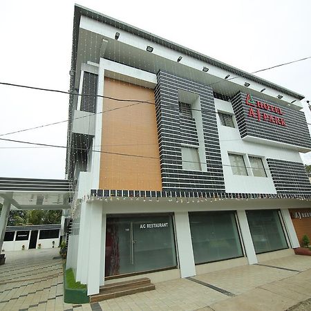 Hotel A J Park Alappuzha Zewnętrze zdjęcie