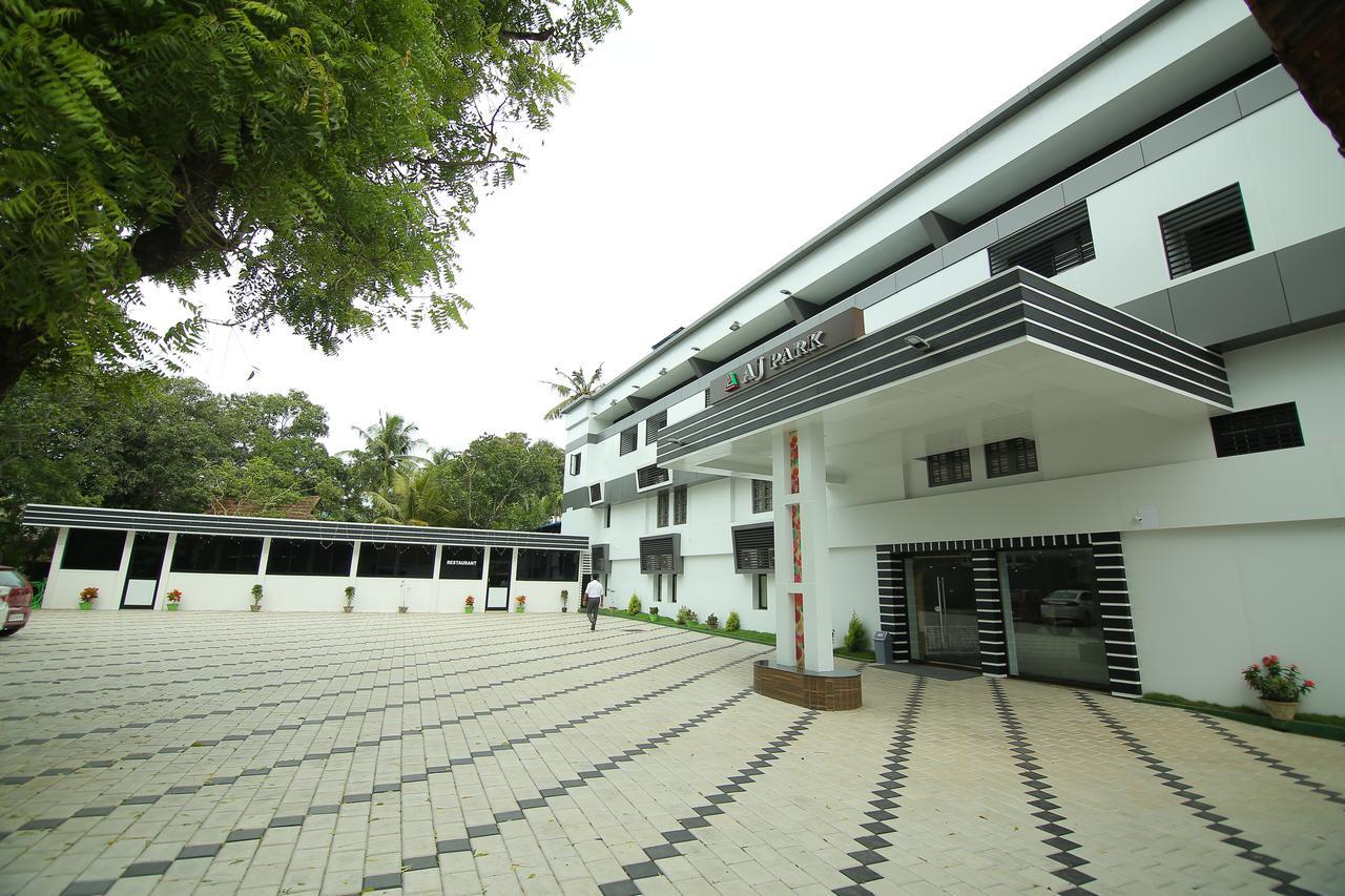 Hotel A J Park Alappuzha Zewnętrze zdjęcie